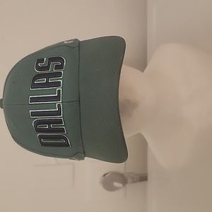 Dallas hat